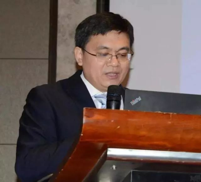 中國(guó)鐵道科學(xué)研究院鐵道建筑研究所李化建主持會(huì)議