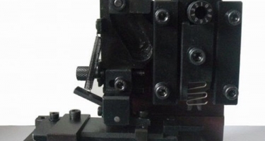 端子壓接模具設(shè)計(jì)時的注意事項(xiàng)有？